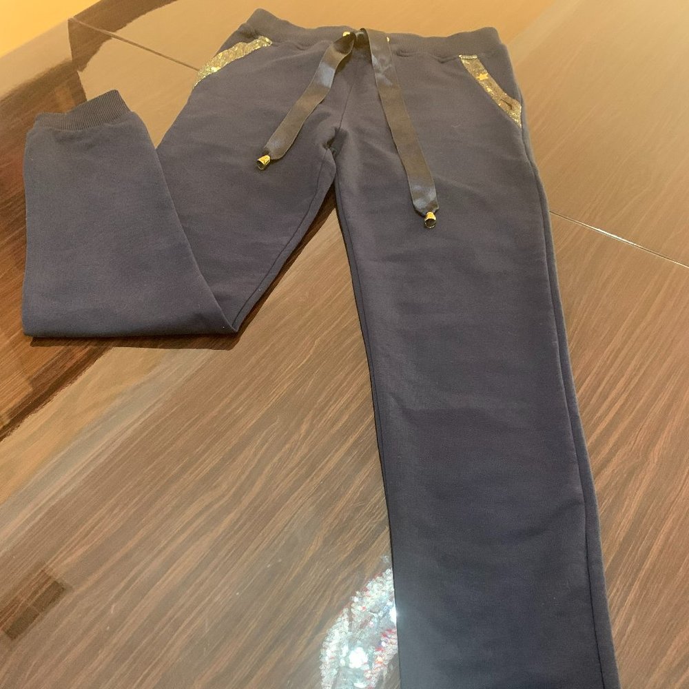 Sport Suit - Picture 4 of 4
